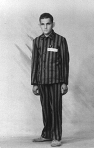 Fernand Davy in KZ-Häftlingskleidung; um 1955; Archiv Gedenkstätte VULKAN Fernand Davy in KZ-Häftlingskleidung; um 1955; Archiv Gedenkstätte VULKAN